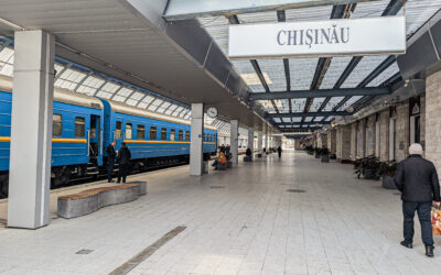 I rode the Soviet-style sleeper train from Chisinau to Bucharest (Updated guide for 2026).